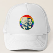 Biden Harris Rainbow Pride Truckerkappe (Vorderseite)