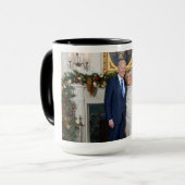 Biden Staat der Weihnachtsanschrift Gewerkschaft Tasse (Vorderseite Links)