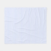 Biender Baby Blue Pale Sky Blue and White Strip Fleecedecke (Vorderseite (Horizontal))