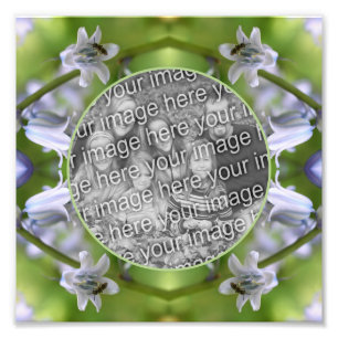 Biene auf Blauglocken-Blumenrahmen - Erstelle dein Fotodruck