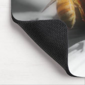 Biene auf Blume Nah Schwarz-weiße Mousepad (Ecke)
