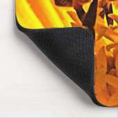 Biene auf einer Blume Mousepad (Ecke)