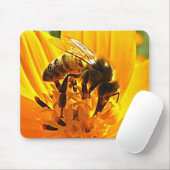 Biene auf einer Blume Mousepad (Mit Mouse)