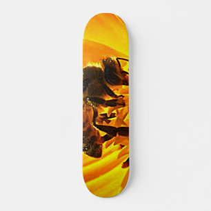 Biene auf einer Blume Skateboard