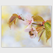 Biene auf einer Kirsche-Blume Geschenkpapier (Flach)