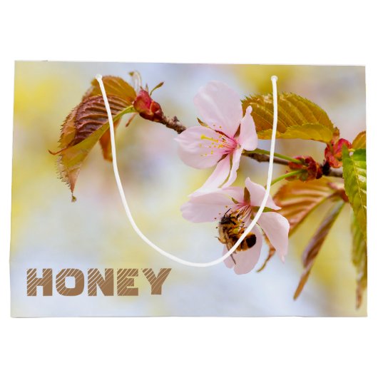 Biene auf einer Kirsche-Blume Große Geschenktüte (Rückseite)