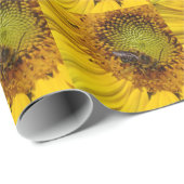 Biene auf einer Sonnenblume Geschenkpapier (Rolleneckpunkt)