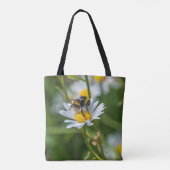 Biene auf einer weißes Gänseblümchen Tasche (Rückseite)
