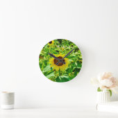Biene auf gelber Sonnenblume Runde Wanduhr (Zuhause)