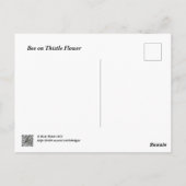 Biene auf lila Dickicht-Blume Postkarte (Rückseite)