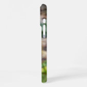 Biene auf Muscari Armeniacum, TraubenHyakinth iPhone Hülle (Linke Seite)