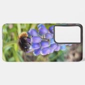 Biene auf Muscari Armeniacum, TraubenHyakinth Samsung Galaxy Hülle (Rückseite (Horizontal))