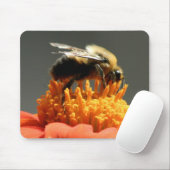 Biene auf orange Blume Mousepad (Mit Mouse)