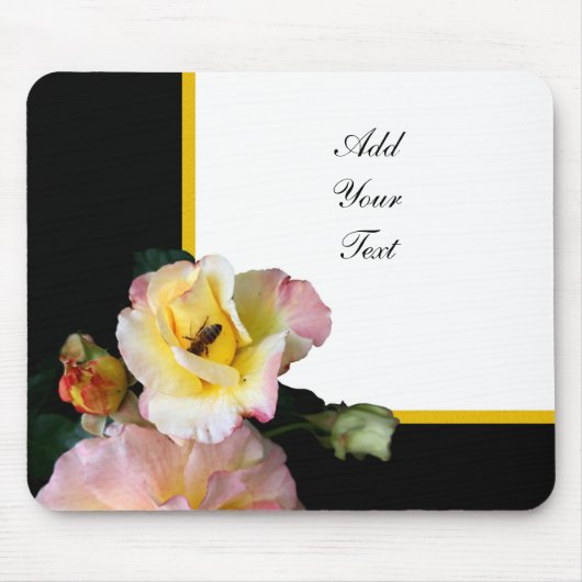 Biene auf rosa Gelben Rosen Blume Mousepad (Vorne)