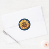 Biene auf Sonnenblume Runder Aufkleber (Umschlag)