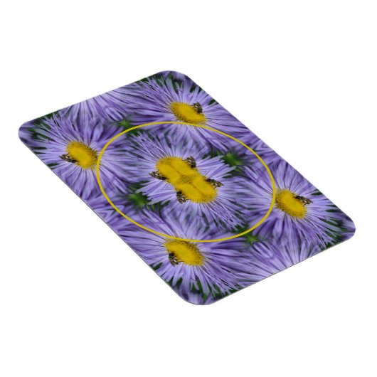 Biene auf violetten Blumen Naturrahmen hinzufügen  Magnet (Rechte Seite)