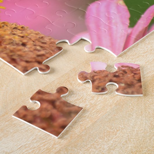 Biene auf Zinnia-Blume Puzzle (Seite)