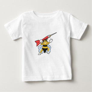 Biene bei Darts mit Dart.PNG Baby T-shirt