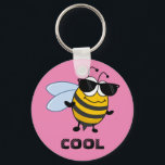 Biene Cool | Funny Trendy Bee individuell anpassba Schlüsselanhänger<br><div class="desc">Biene Cool | Funny Trendy Bee Customizable Schlüsselanhänger Ein einzigartiges Geschenk für fast jeden Anlass. Sie können dieses Produkt anpassen,  indem Sie den Namen Ihres Freundes,  Vaters,  Freundes,  Freundes oder sogar Ihres eigenen Namens hinzufügen!</div>