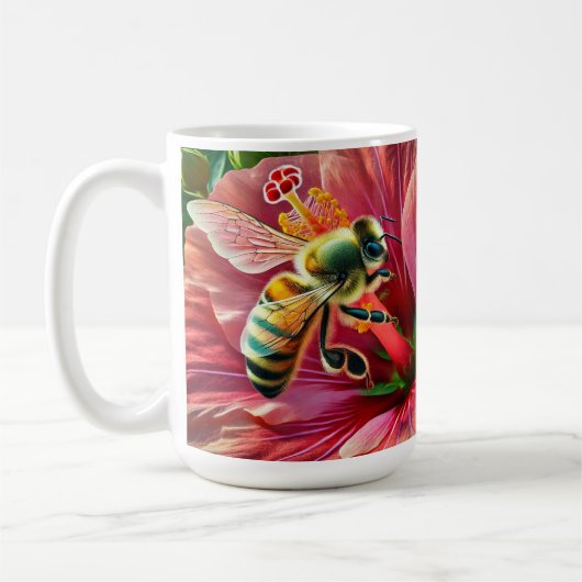 Biene, die eine lebendige Hibiskus-Blume befruchte Kaffeetasse (Links)