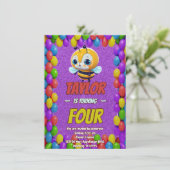 Biene Einzigartige Personalisierte Geburtstagskind Einladung (Stehend Vorderseite)