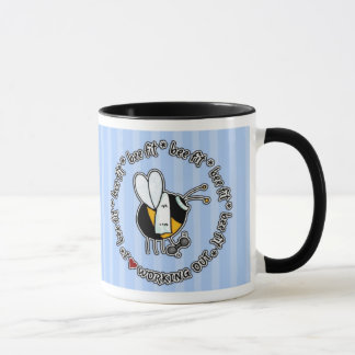 Biene gepasst - Ausarbeiten der Tasse