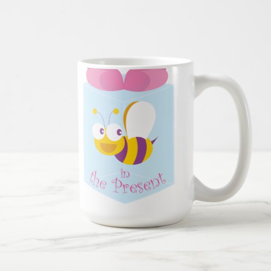 Biene im Geschenk Kaffeetasse (Rechts)