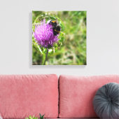 Biene in Blase Leinwanddruck (Insitu (Wohnzimmer))