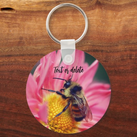 Biene On Pink Daisy Blume Personalisiert Schlüsselanhänger (Rückseite)