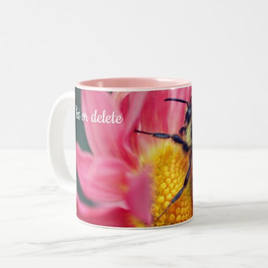 Biene On Pink Daisy Blume Personalisiert Zweifarbige Tasse (Vorderseite Links)
