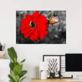 Biene on Red Blume Poster (Heimbüro)