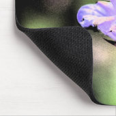 Biene und Blume mpcna Mousepad (Ecke)