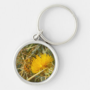 Biene und Star Thistle (Centaurea solstitialis) Schlüsselanhänger