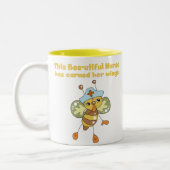 Biene-utiful Krankenschwester-Tasse Zweifarbige Tasse (Links)