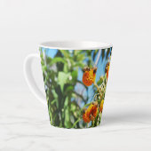 Bienen am Arbeitsplatz Milchtasse (Linke Ecke)