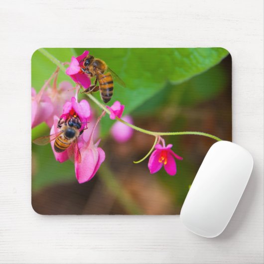Bienen auf Korallenweinpflanzen Blume Fotografie Mousepad (Mit Mouse)