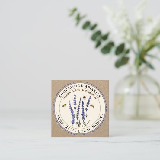 Bienen und Lavender Honey Kraft Business Card Quadratische Visitenkarte (Stehend Vorderseite)