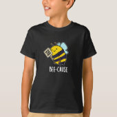 Bienenanfall Funny Insect Bee Pun Dark BG T-Shirt (Vorderseite)