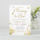 Bienendusche Wildblume Mommy to Bee Baby Einladung (Stehend Vorderseite)