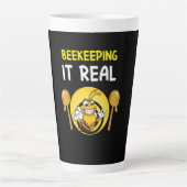 Bienenerhalterin Art BeeKeeping It Real Milchtasse (Vorderseite)