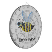 Bienenfigur mit Schnurrbart-Sonnenbrille Bee Easy Dartscheibe (Vorderseite Links)