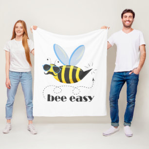 Bienenfigur mit Schnurrbart-Sonnenbrille Bee Easy Fleecedecke