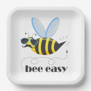 Bienenfigur mit Schnurrbart-Sonnenbrille Bee Easy Pappteller