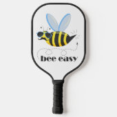 Bienenfigur mit Schnurrbart-Sonnenbrille Bee Easy Pickleball Schläger (Rückseite)