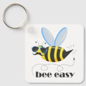 Bienenfigur mit Schnurrbart-Sonnenbrille Bee Easy Schlüsselanhänger (Vorderseite)