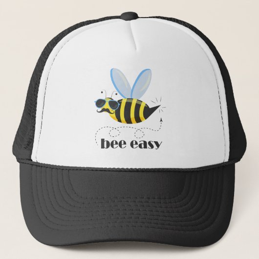 Bienenfigur mit Schnurrbart-Sonnenbrille Bee Easy Truckerkappe (Vorderseite)