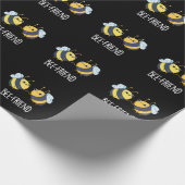 Bienenfreund Funny Insect Bee Pun Dark BG Geschenkpapier (Ecke)