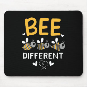 Bienenkopfgeschenk Bee Different Mousepad