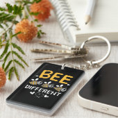 Bienenkopfgeschenk | Bee Different Schlüsselanhänger (Vorderseite rechts)