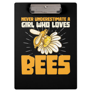 Bienenkopfgeschenk Ein Mädchen, das Bienen Liebe Klemmbrett